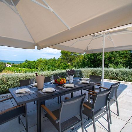 Martincic Residence - 5 Stars Luxury With Pool Heating On 4000M2 Rakalj 外观 照片