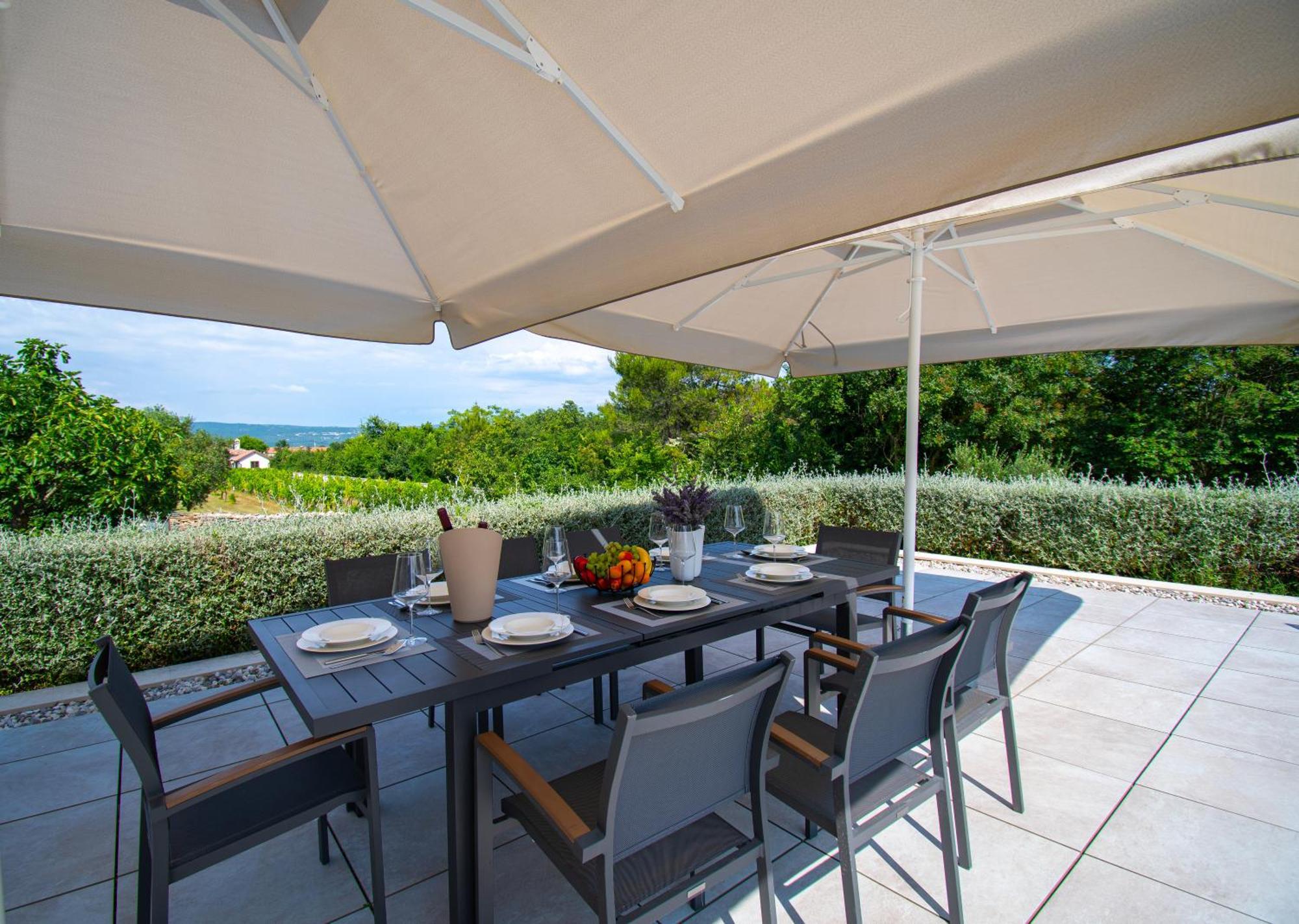 Martincic Residence - 5 Stars Luxury With Pool Heating On 4000M2 Rakalj 外观 照片