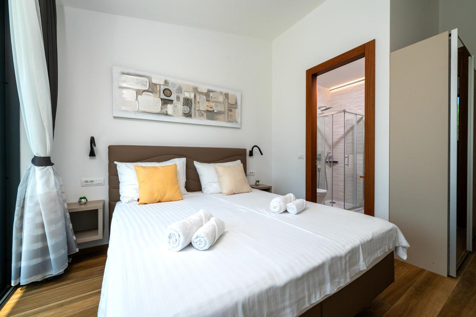 Martincic Residence - 5 Stars Luxury With Pool Heating On 4000M2 Rakalj 外观 照片