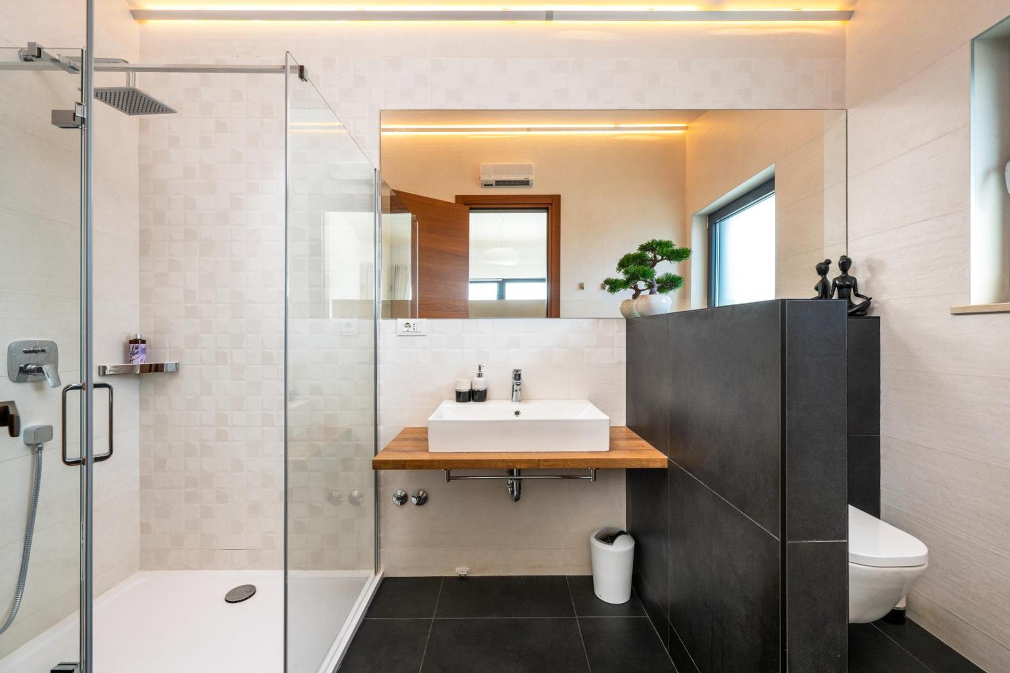 Martincic Residence - 5 Stars Luxury With Pool Heating On 4000M2 Rakalj 外观 照片