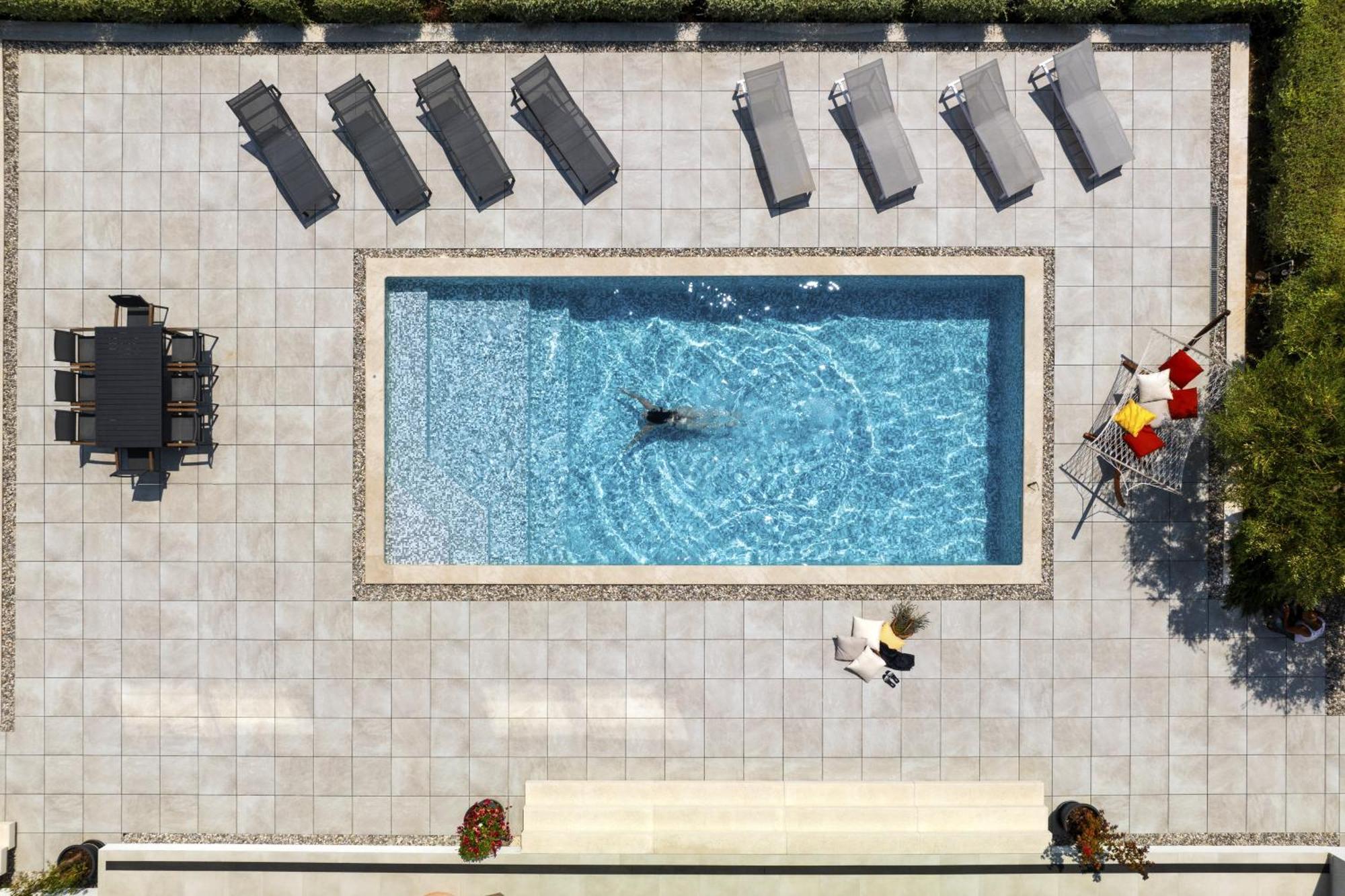 Martincic Residence - 5 Stars Luxury With Pool Heating On 4000M2 Rakalj 外观 照片